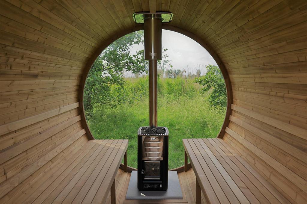 B&B 'Hof Baaiweg' Met Barrelsauna Заутеланде Экстерьер фото